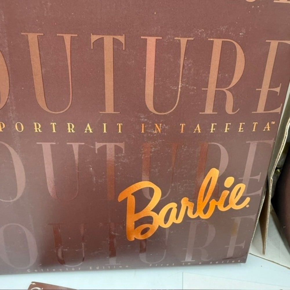 Barbie Couture Portrait in Taffeta 1996 Collector Edition Mattel 15528 Brown - Picture 7 of 9